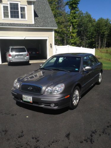 2004 hyundai sonata - 89k miles - leather interior!