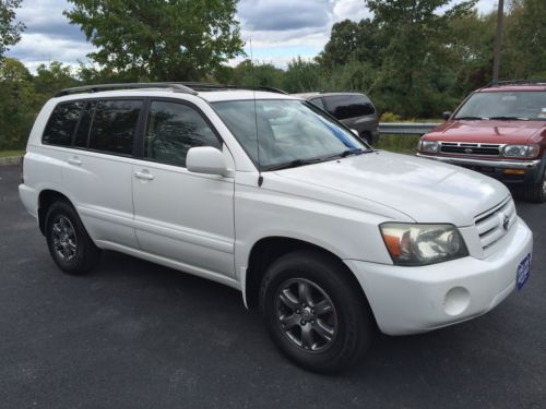 No reserve nr 2004 toyota highlander 4wd v6 runs great super clean good tires