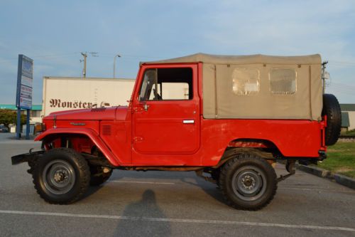 1982 fj43 land cruiser no reserve, clean toyota no bondo  fj45 fj40 no rust