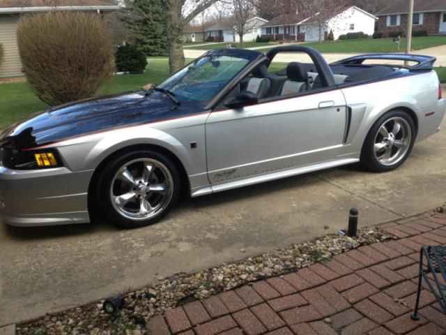 2003 - ford mustang