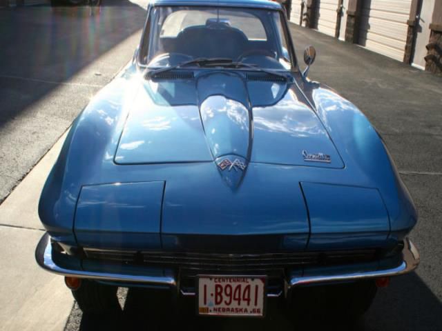 Chevrolet corvette base coupe 2-door