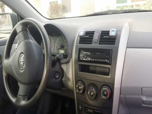 Toyota corolla ce sedan 4-door