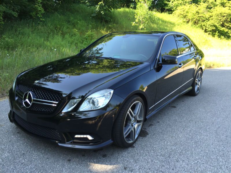 Sell used 2011 Mercedes-Benz E-Class E350 4-MATIC AMG ...