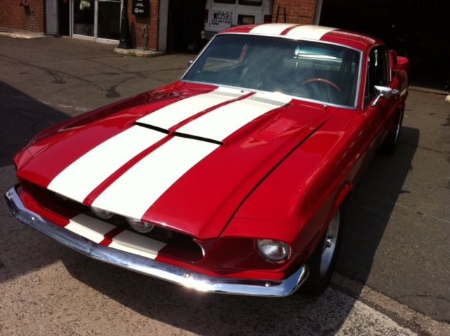 1967 ford mustang