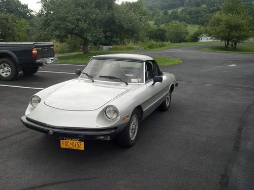 1980 alfa romeo spider veloce convertible 2 dr - 2.0l - lots of new parts