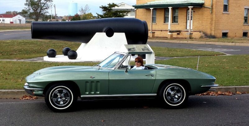 1966 chevrolet corvette base