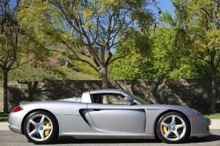 2005 porsche carrera gt 2dr carrera