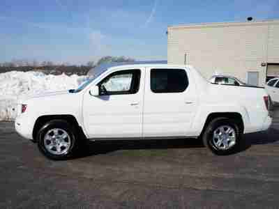 RTL 3.5L 4x4 Crew Cab Leather Heated Seats Sunroof Trailer Package One Owner, image 7