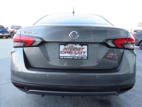 2021 nissan versa s sedan 4d