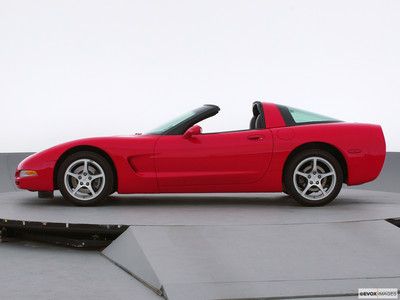 2002 chevrolet corvette base hatchback 2-door 5.7l