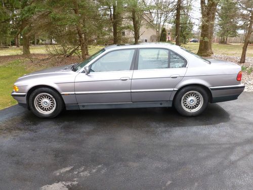 1997 bmw 740i base sedan 4-door 4.4l -please read description before bidding