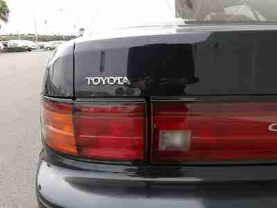 Camry LE Sedan 4D Green Automatic FWD Air Conditioning 3.0L V6, image 3