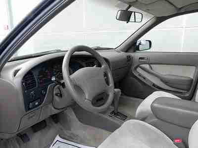 Camry LE Sedan 4D Green Automatic FWD Air Conditioning 3.0L V6, image 12