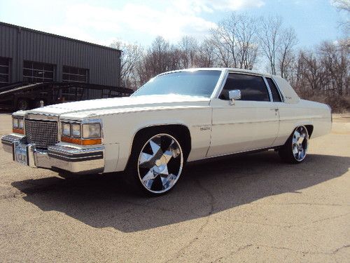 Custom old school 1981 cadillac deville 36,512 miles! very clean!