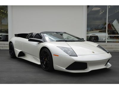 2008 lamborghini murcielago lp640 roadster. ballon white over black. 7,714 miles