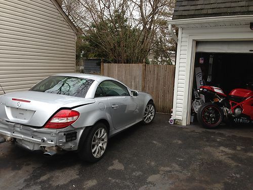 2005 mercedes-benz slk350 base convertible 2-door 3.5l