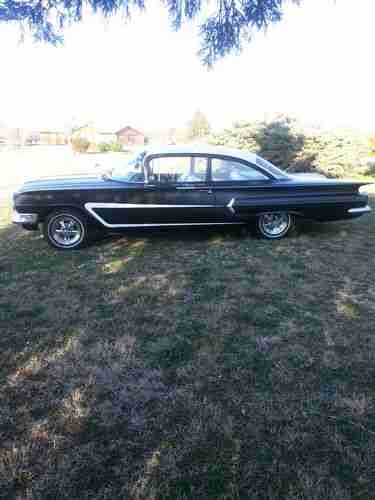 1960 CHEVROLET BISCAYNE VERY RARE 2 DOOR MODEL, image 3