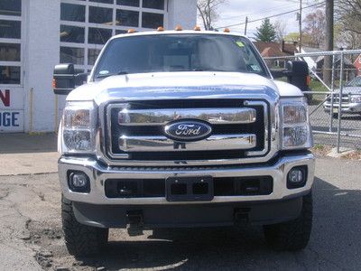 Deal of the week !!! 11 ford f-250 lariat = loaded!!