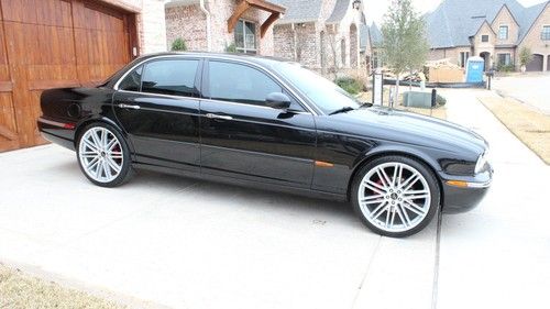 2004 jaguar xj8 xjr lookalike new 22"s and alpine digital aftermarket sound!