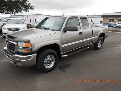 2003 gmc sierra 2500hd ext. cab 4x4 duramax diesel low low mileage