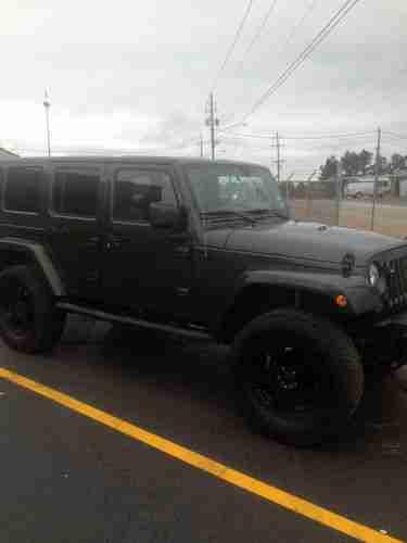 jeep unlimited sahara 2wd 4inch lift loaded, image 6