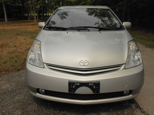 2005 toyota prius base hatchback 4-dr 1.5l~navigation~bluetooth~1 owner~no reser