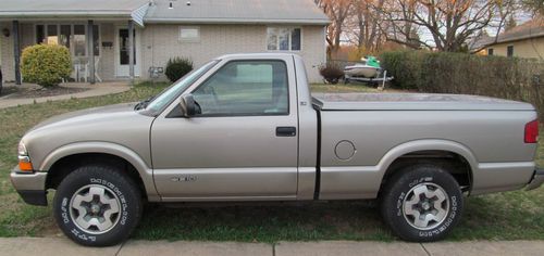 2000 chevrolet s10 ls 4wd regular cab, short bed