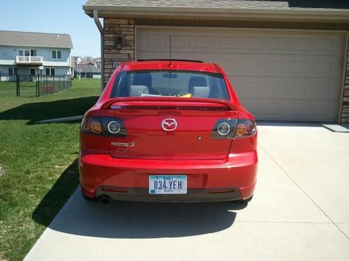 Selling my mazda 3 asking 7,000 but willing to negotiat