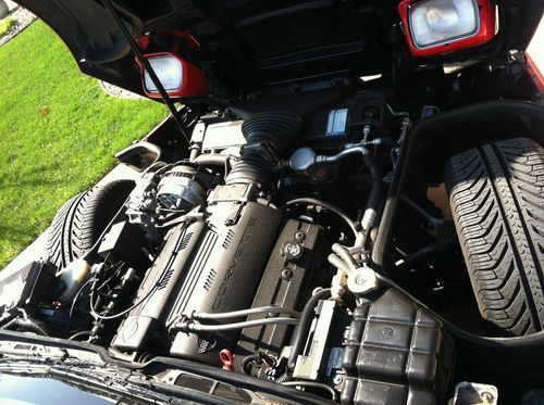 1996 chevrolet corvette base convertible 2-door 5.7l