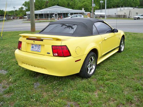 2003 MUSTANG CONVERTABLE, image 3