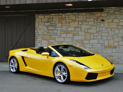 Stunning spider gallardo v10 e-gear ceramic brakes, only 7k miles, yellow