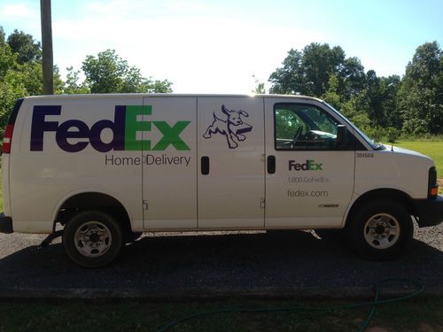 2006 chevrolet express 2500 base standard cargo van 4-door 6.0l