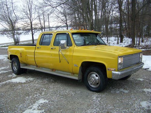 1976 gmc 3500 4 door dually, big block 454, good condition, towing ready