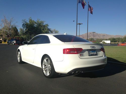 2010 audi s5 base coupe 2-door 4.2l