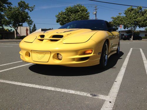 2002 pontiac firebird trans am 35th anniversary collectors edition
