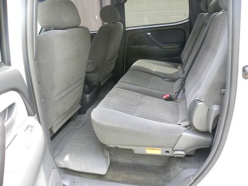 2004 TOYOTA TUNDRA 4X4, image 11