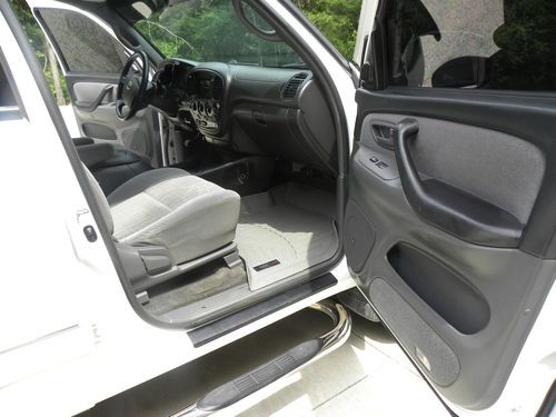 2004 TOYOTA TUNDRA 4X4, image 12
