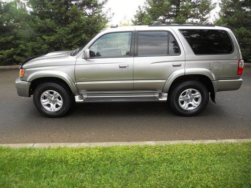 2002 Toyota 4Runner SR5 Sport Utility 4-Door 3.4L clean title, image 4