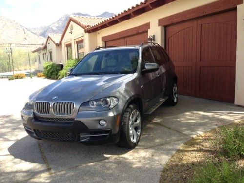 2008 bmw x5 4.8i sport very low mileage, excellent condition