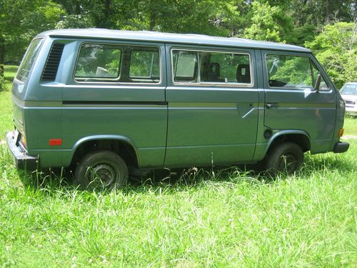 1984 volkswagon vanagon--wolfburg edition