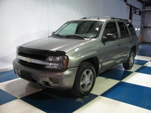 2007 chevy trailblazer 4wd ls..sunroof..4.2l v6