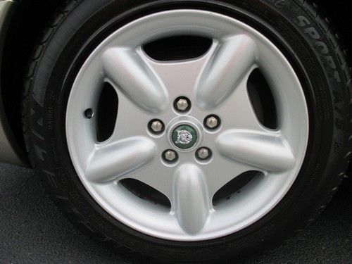 1997 Jaguar XK8 Base Convertible 2-Door 4.0L, image 10