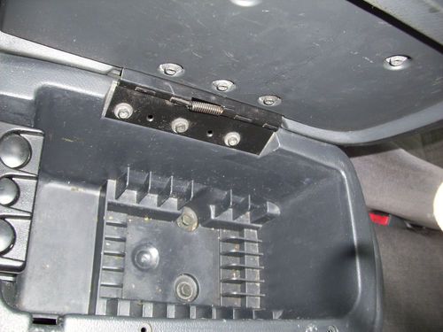 1998 - Chevy Camaro - Two 2 Door Coupe - Red - Sun Roof - Cloth Bucket Seats, image 10