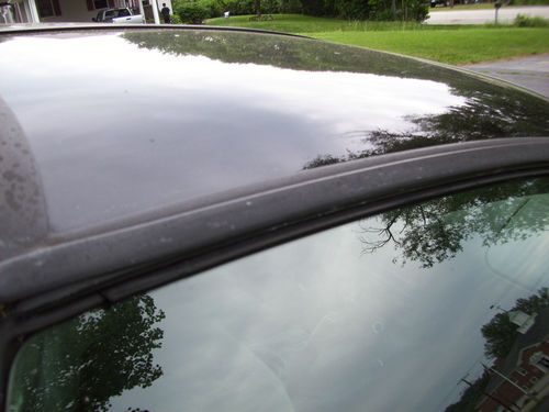 1998 - Chevy Camaro - Two 2 Door Coupe - Red - Sun Roof - Cloth Bucket Seats, image 13