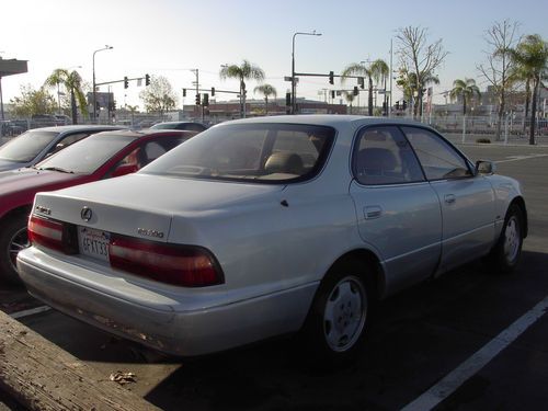1996 Lexus ES300 Sedan 3.0L V6. Coach Edition. Very Low Reserve. Bid and Win!!, image 4