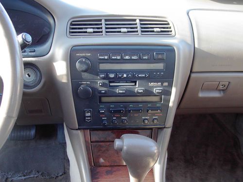 1996 Lexus ES300 Sedan 3.0L V6. Coach Edition. Very Low Reserve. Bid and Win!!, image 10