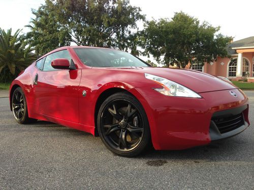 *no reserve* 2009 nissan 370z (touring + sport + navigation) packages