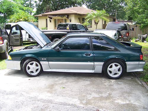 Ford mustang gt