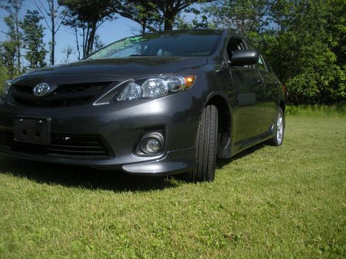 2011 Toyota Corolla S Sedan 4-Door 1.8L, image 2