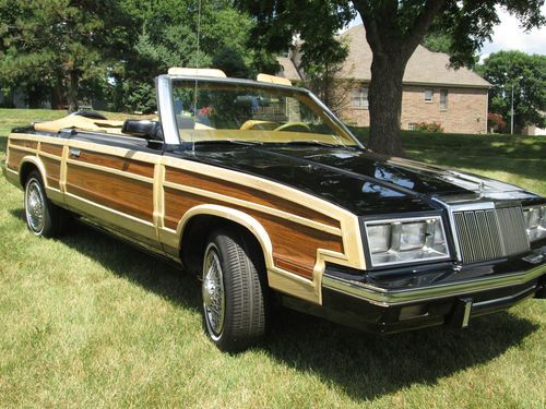 Chrysler 1985 woodie convertible